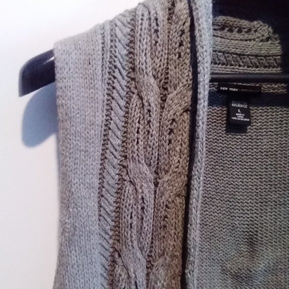 NEW YORK & COMPANY Sleeveless Cardigan with Belt - Picture 3 of 6